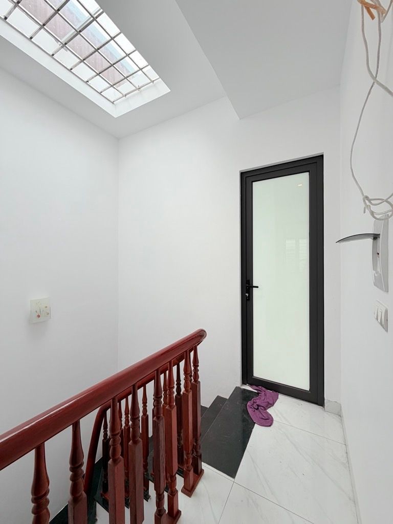 Bán nhà Thanh Lân - diện tích 34.2m2 4 tầng - Nhà mới full nội thất - giá 6,3 tỷ