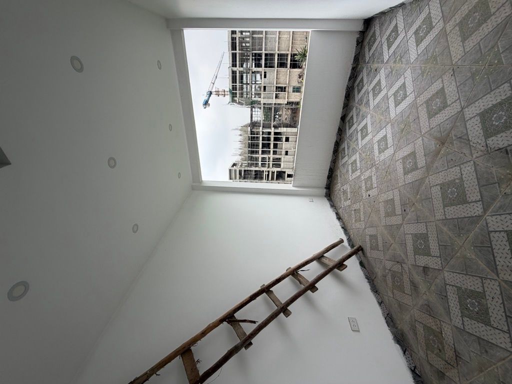 Bán nhà Thanh Lân - diện tích 34.2m2 4 tầng - Nhà mới full nội thất - giá 6,3 tỷ