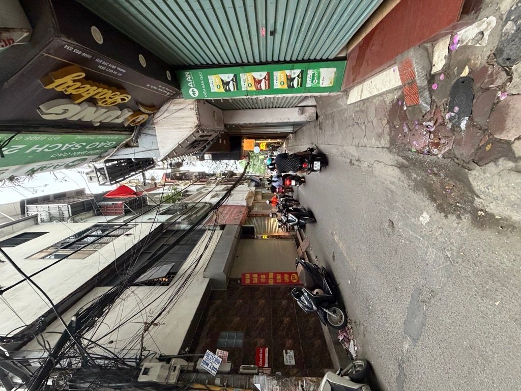 Bán nhà Khương Thượng - diện tích 22m2 5 tầng - Mặt phố kinh doanh sầm uất - giá 6,9 tỷ