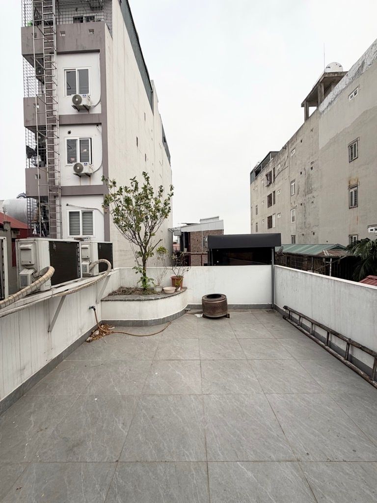 Bán nhà Vương Thừa Vũ - diện tích 44.3m2 5 tầng - thang máy nhập khẩu - giá 15,2 tỷ