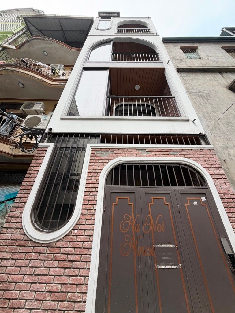 Bán nhà Vương Thừa Vũ - diện tích 44.3m2 5 tầng - thang máy nhập khẩu - giá 15,2 tỷ