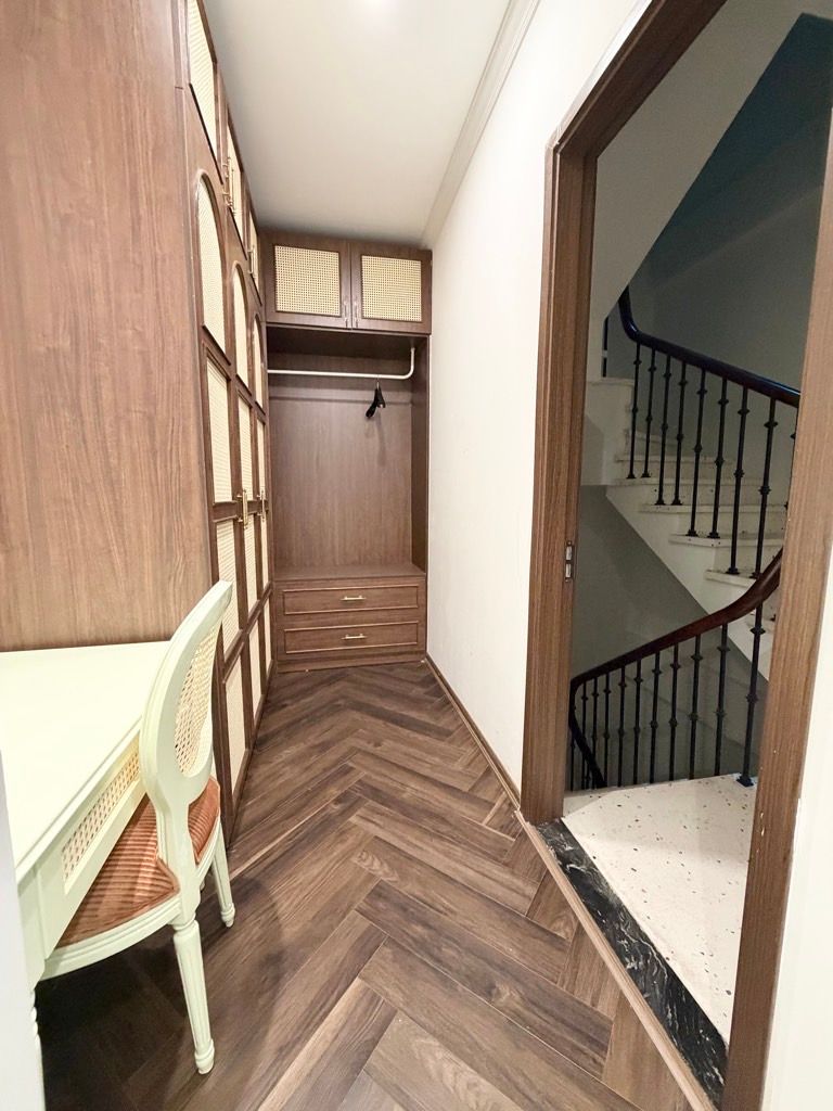 Bán nhà Vương Thừa Vũ - diện tích 44.3m2 5 tầng - thang máy nhập khẩu - giá 15,2 tỷ