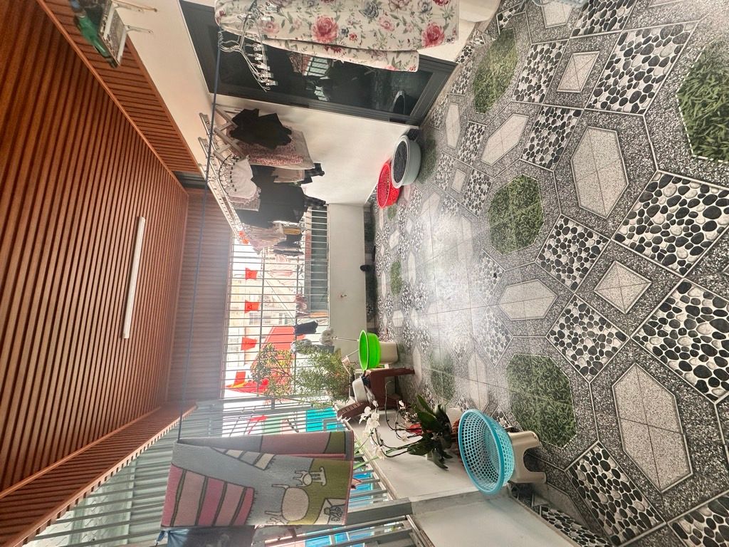 Bán nhà Vũ Tông Phan - diện tích 33m2 6 tầng - Ô TÔ LÙI CỔNG - giá 10,9 tỷ