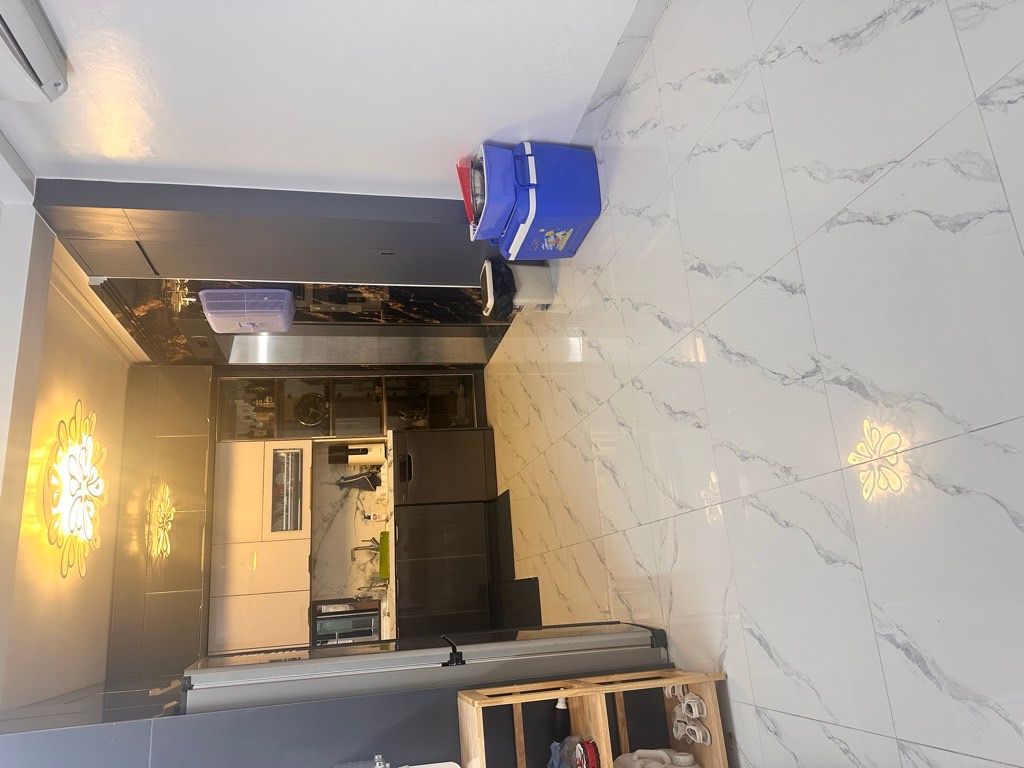 Bán nhà Vũ Tông Phan - diện tích 33m2 6 tầng - Ô TÔ LÙI CỔNG - giá 10,9 tỷ