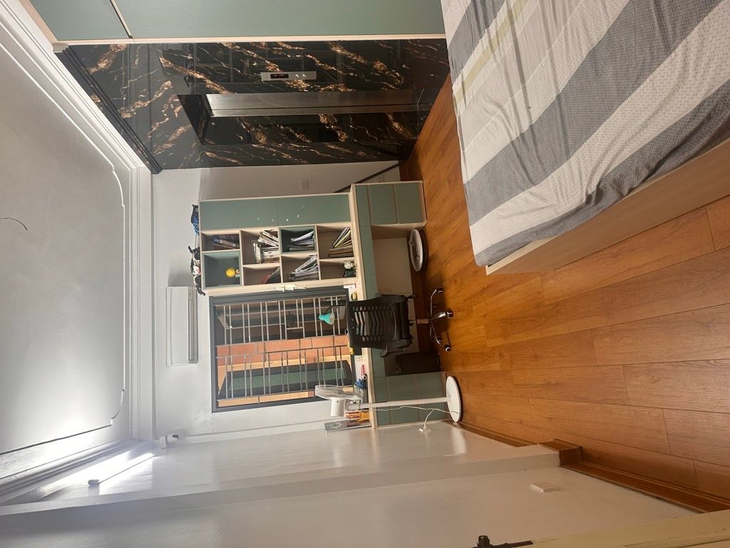 Bán nhà Vũ Tông Phan - diện tích 33m2 6 tầng - Ô TÔ LÙI CỔNG - giá 10,9 tỷ