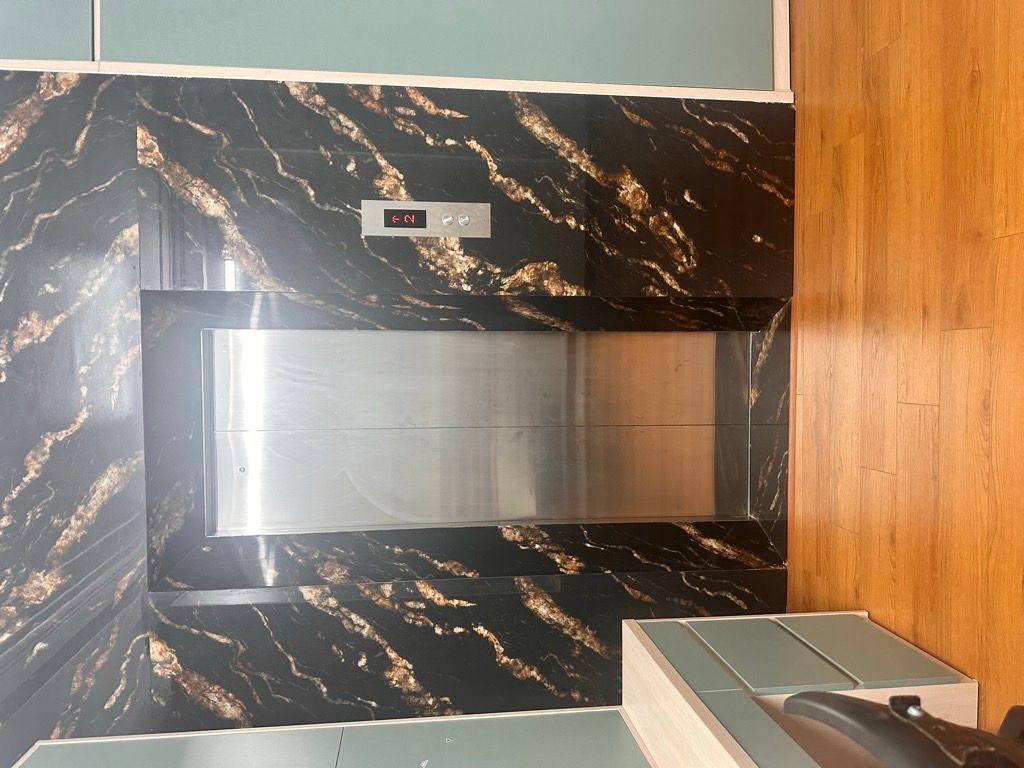 Bán nhà Vũ Tông Phan - diện tích 33m2 6 tầng - Ô TÔ LÙI CỔNG - giá 10,9 tỷ