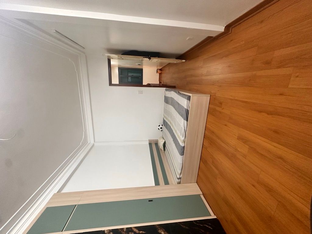 Bán nhà Vũ Tông Phan - diện tích 33m2 6 tầng - Ô TÔ LÙI CỔNG - giá 10,9 tỷ