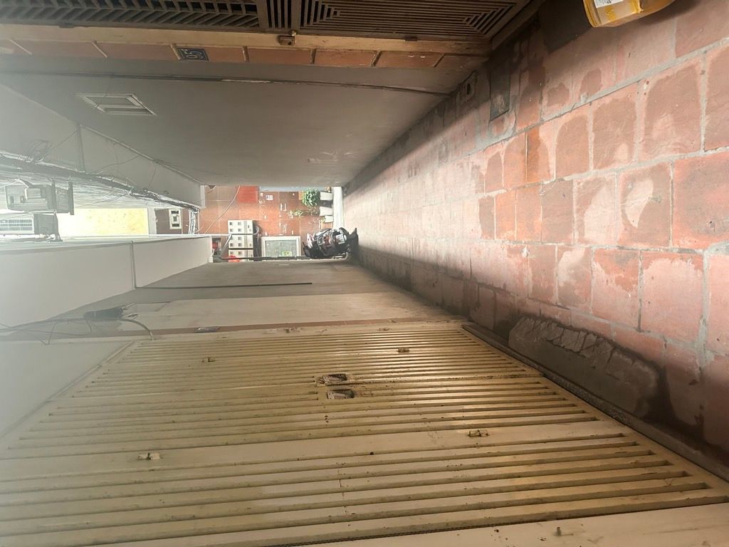 Bán nhà Vũ Tông Phan - diện tích 33m2 6 tầng - Ô TÔ LÙI CỔNG - giá 10,9 tỷ