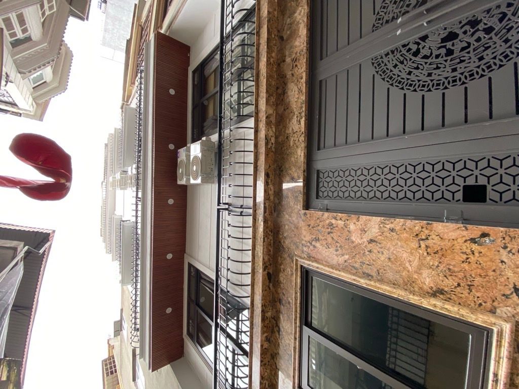 Bán nhà Đường Láng - diện tích 67m2 8 tầng - Nhà đẹp về vận hành ngay - giá 24 tỷ