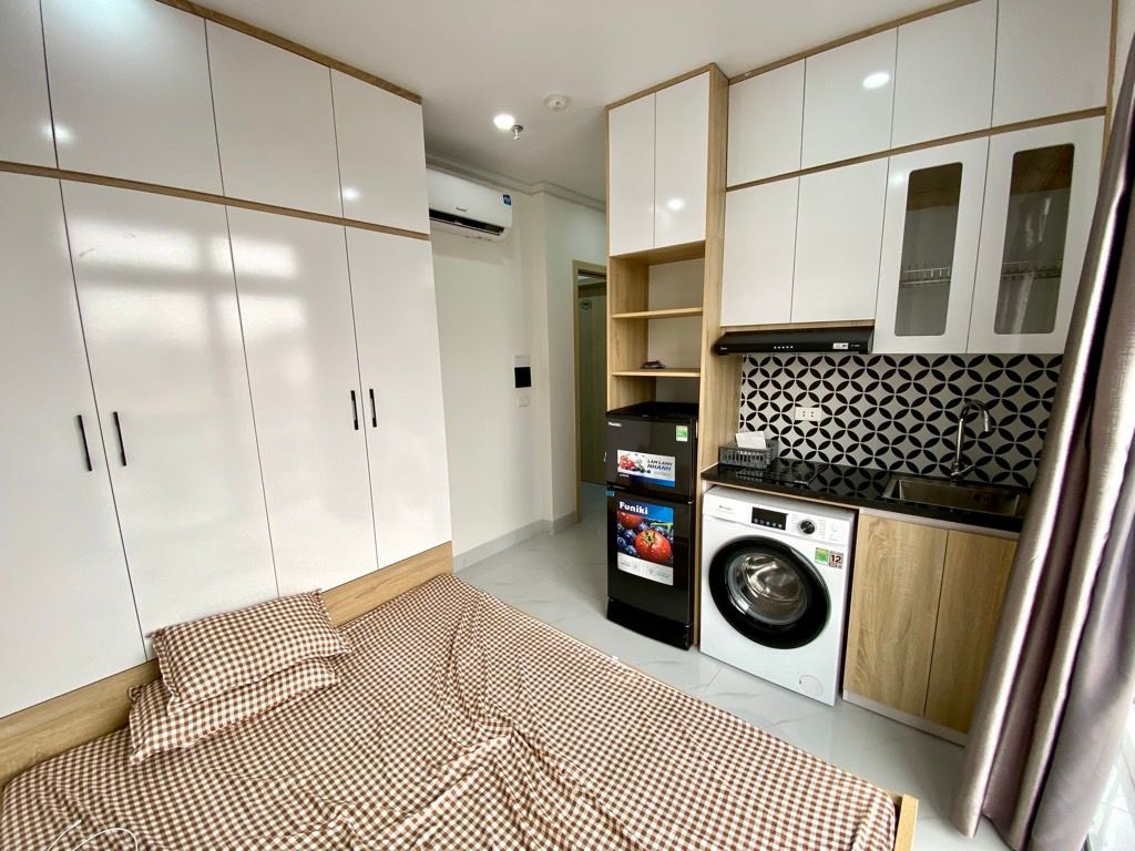 Bán nhà Đường Láng - diện tích 67m2 8 tầng - Nhà đẹp về vận hành ngay - giá 24 tỷ