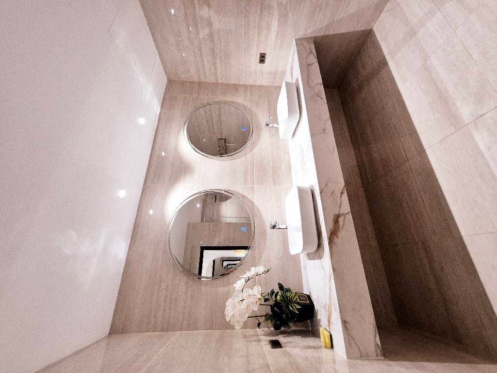 Bán nhà Minh Khai - diện tích 131.7m2 1 tầng - HÀNG HIẾM HAI BÀ TRƯNG - TUYỆT ĐẸP - giá 11,9 tỷ