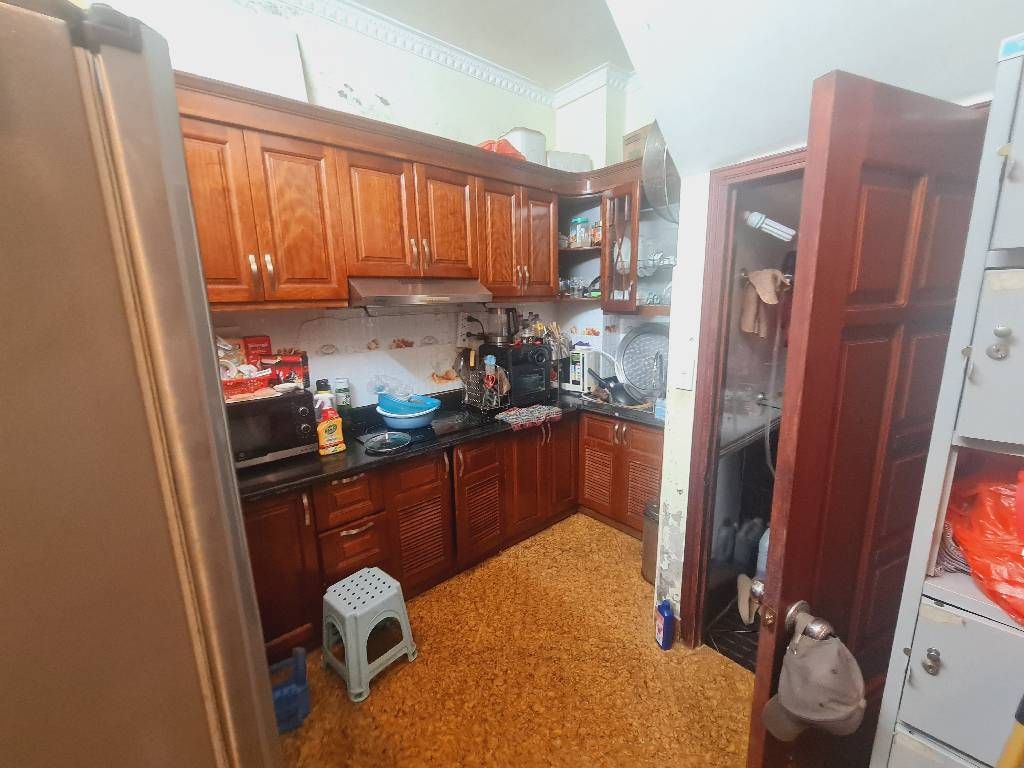 Bán nhà Chợ Khâm Thiên - diện tích 36.3m2 5 tầng - Nhà đẹp, thiết kế hợp lý - giá 10,5 tỷ