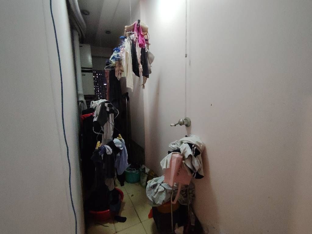 Bán nhà Lê Văn Thiêm - diện tích 96m2 9 tầng - Căn hộ C8-09 chung cư Golden west - giá 7,35 tỷ