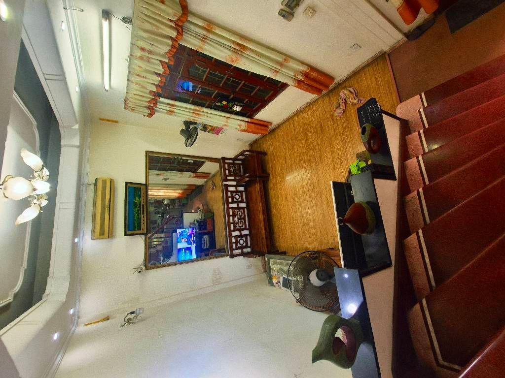 Bán nhà Nguyễn Khoái - diện tích 45m2 3 tầng - Mặt phố kinh doanh sầm uất - giá 8,6 tỷ