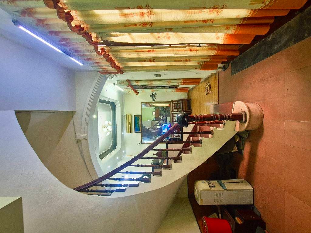 Bán nhà Nguyễn Khoái - diện tích 45m2 3 tầng - Mặt phố kinh doanh sầm uất - giá 8,6 tỷ