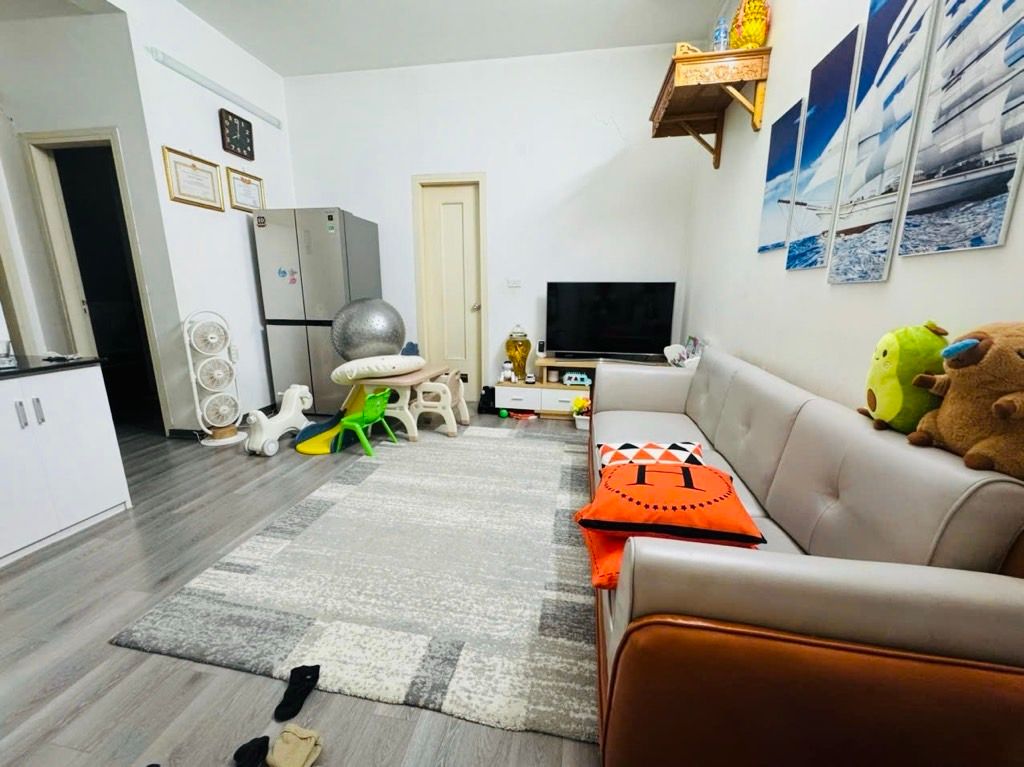 Bán nhà Nghiêm Xuân Yêm - diện tích 53.6m2 21 tầng - Nhà đẹp ở ngay - giá 4 tỷ