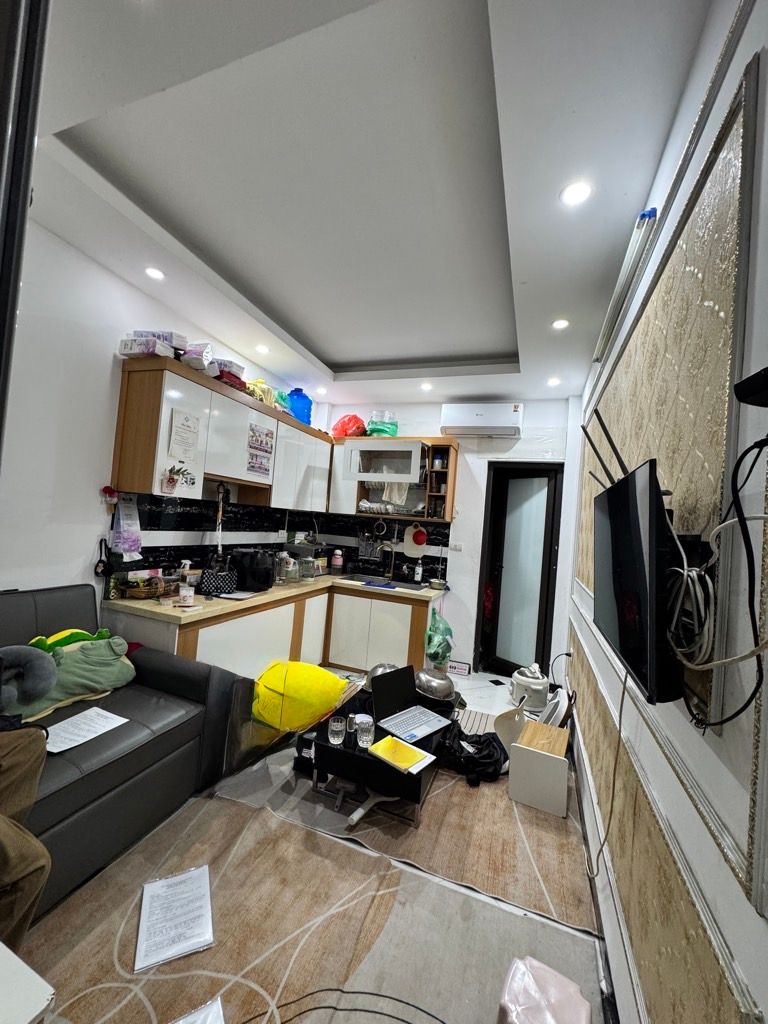 Bán nhà Lĩnh Nam - diện tích 48.2m2 5 tầng - Ngõ 296 ô tô tránh - giá 13,5 tỷ