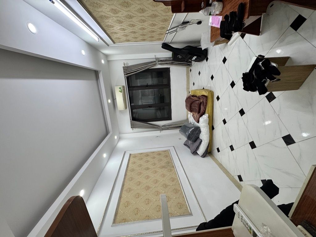 Bán nhà Lĩnh Nam - diện tích 48.2m2 5 tầng - Ngõ 296 ô tô tránh - giá 13,5 tỷ