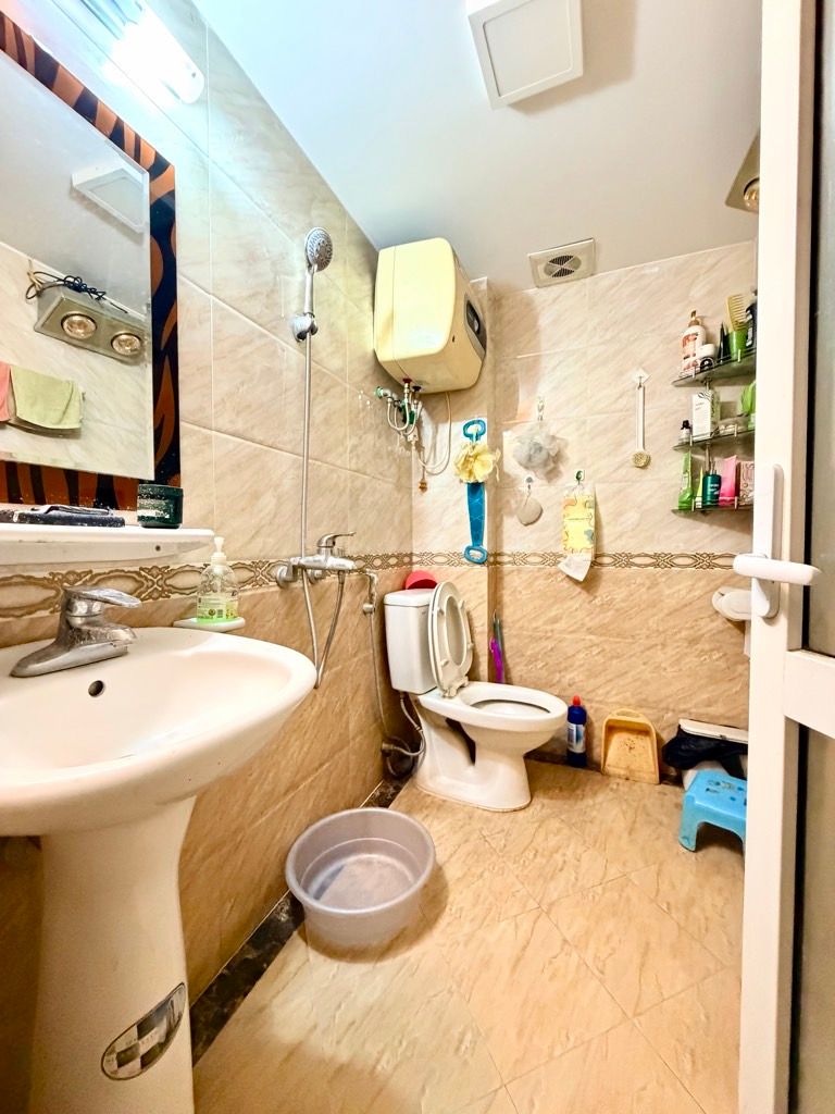 Bán nhà Kim Ngưu - diện tích 45m2 5 tầng - lô góc 3 mặt thoáng - giá 12,5 tỷ