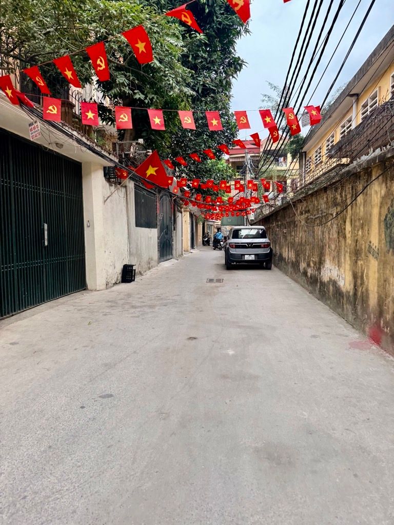 Bán nhà Kim Ngưu - diện tích 45m2 5 tầng - lô góc 3 mặt thoáng - giá 12,5 tỷ