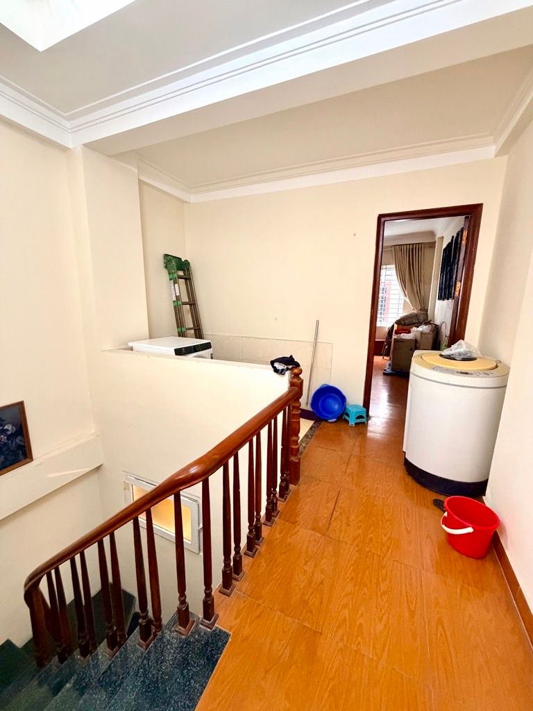 Bán nhà Kim Ngưu - diện tích 45m2 5 tầng - lô góc 3 mặt thoáng - giá 12,5 tỷ