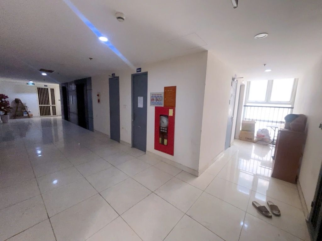 Bán nhà Hoàng Cầu - diện tích 69m2 1 tầng - CỰC HIẾM-CĂN CHUNG CƯ HOA HẬU PHỐ HOÀNG CẦU - giá 7,5 tỷ