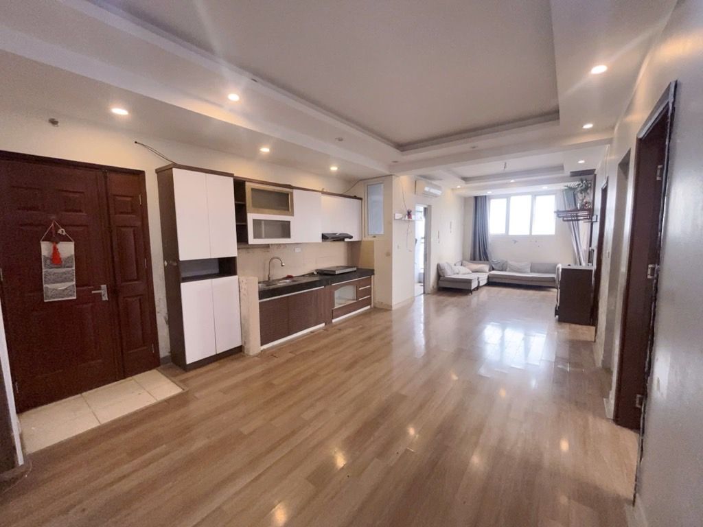 Bán nhà Hoàng Cầu - diện tích 69m2 1 tầng - CỰC HIẾM-CĂN CHUNG CƯ HOA HẬU PHỐ HOÀNG CẦU - giá 7,5 tỷ