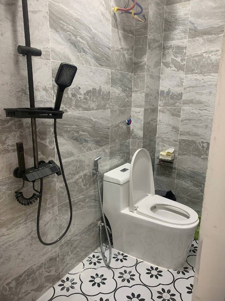 Bán nhà Giải phóng - diện tích 30m2 5 tầng - ô tô đỗ cổng - giá 8,2 tỷ