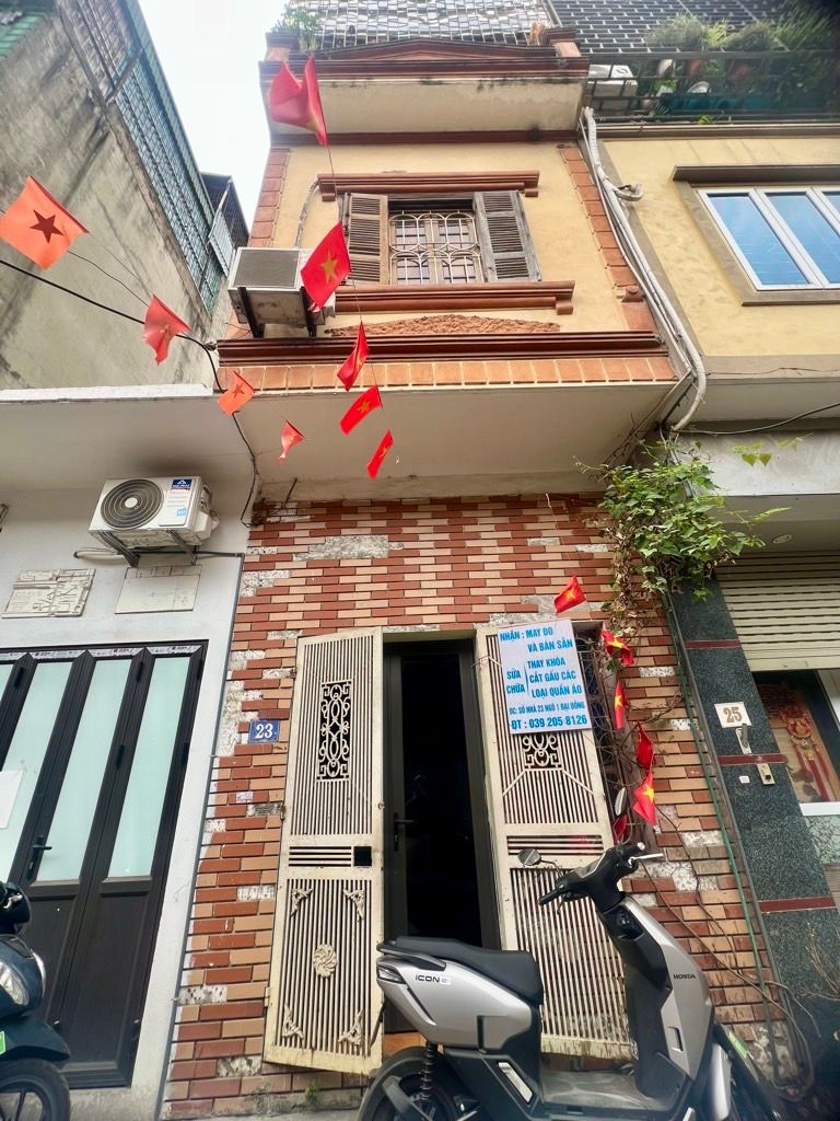 Bán nhà Đại Đồng - diện tích 30m2 3 tầng - ô tô đỗ cửa - giá 6,3 tỷ