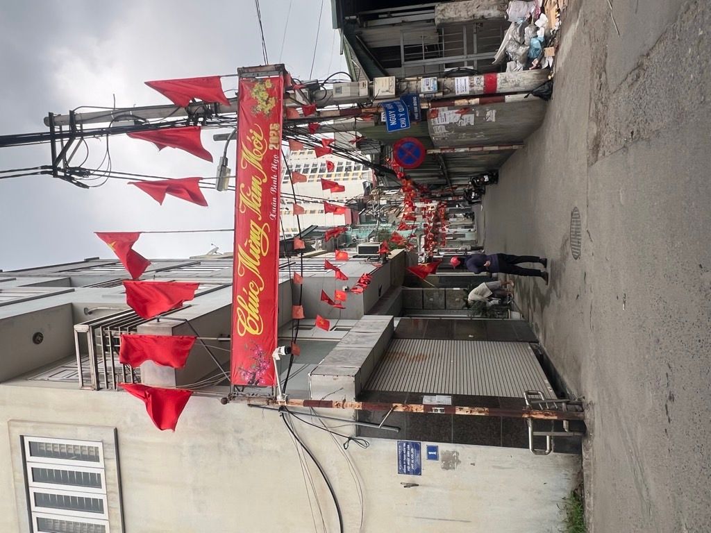 Bán nhà Đại Đồng - diện tích 30m2 3 tầng - ô tô đỗ cửa - giá 6,3 tỷ