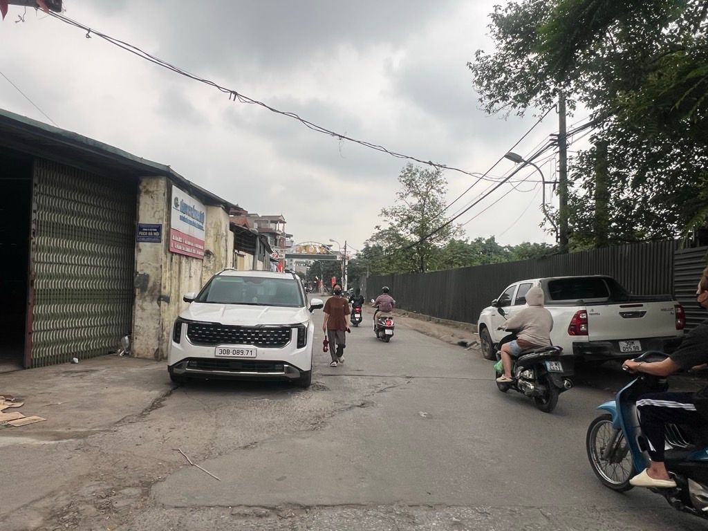 Bán nhà Đại Đồng - diện tích 30m2 3 tầng - ô tô đỗ cửa - giá 6,3 tỷ