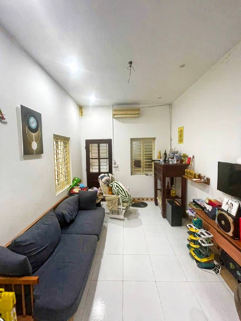 Bán nhà Trại Găng - diện tích 15,5m2 2 tầng - Lô góc - giá 3,3 tỷ