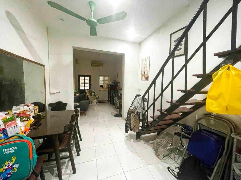 Bán nhà Trại Găng - diện tích 15,5m2 2 tầng - Lô góc - giá 3,3 tỷ