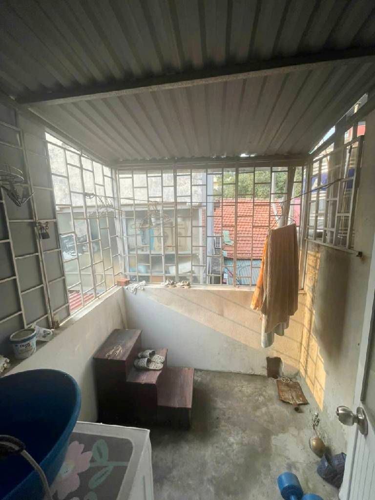 Bán nhà Trại Găng - diện tích 15,5m2 2 tầng - Lô góc - giá 3,3 tỷ