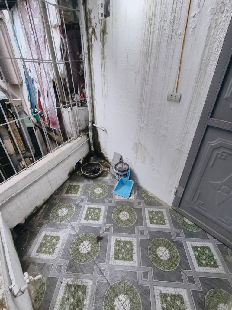 Bán nhà đê la thành - diện tích 14.4m2 4 tầng - 2 PN + 2WC đủ công năng - giá 3,48 tỷ