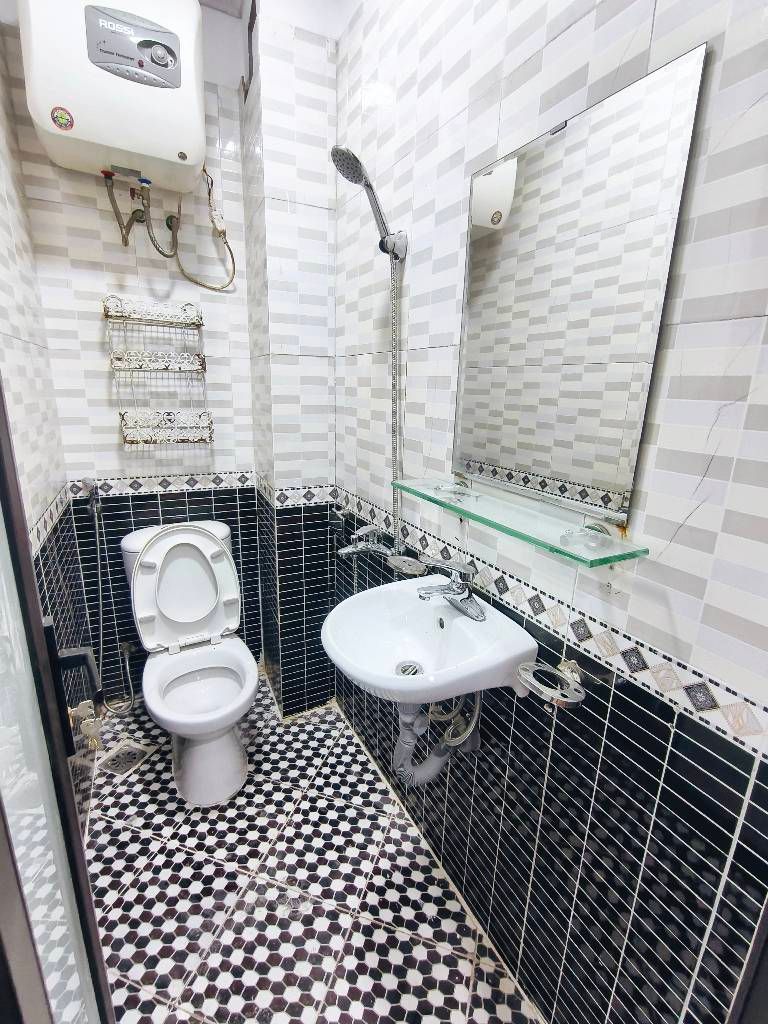 Bán nhà Khương Đình - diện tích 35m2 1 tầng - Mặt phố - giá 1,8 tỷ