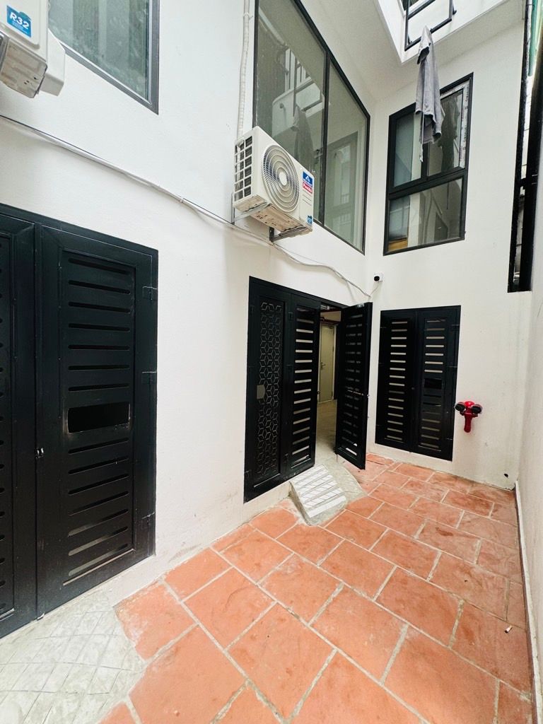 Bán nhà ngõ Gốc Đề - diện tích 48m2 6 tầng - Nhà 6 tầng với thiết kế - giá 12,8 tỷ