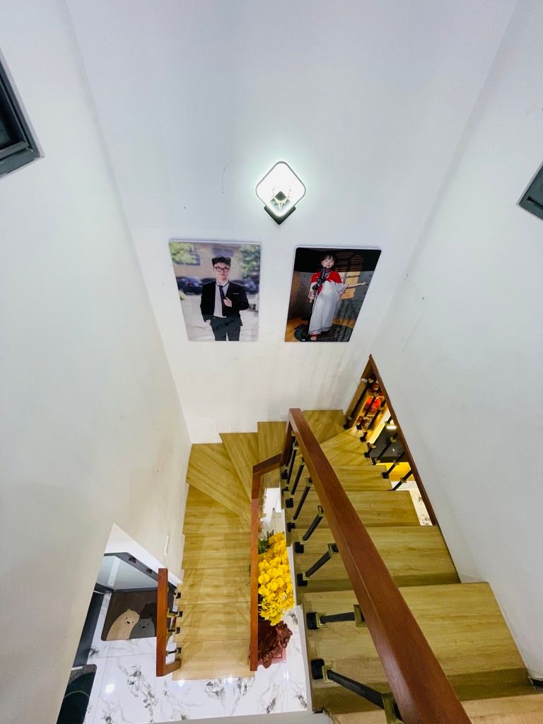 Bán nhà Nguyễn Xiển - diện tích 29m2 2 tầng - giá 2,25 tỷ