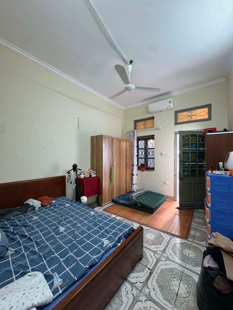 Bán nhà Kim Giang - diện tích 62.6m2 3 tầng - Ngõ gần ô tô - giá 12 tỷ