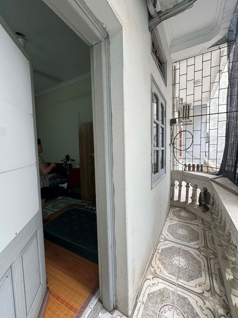 Bán nhà Kim Giang - diện tích 62.6m2 3 tầng - Ngõ gần ô tô - giá 12 tỷ