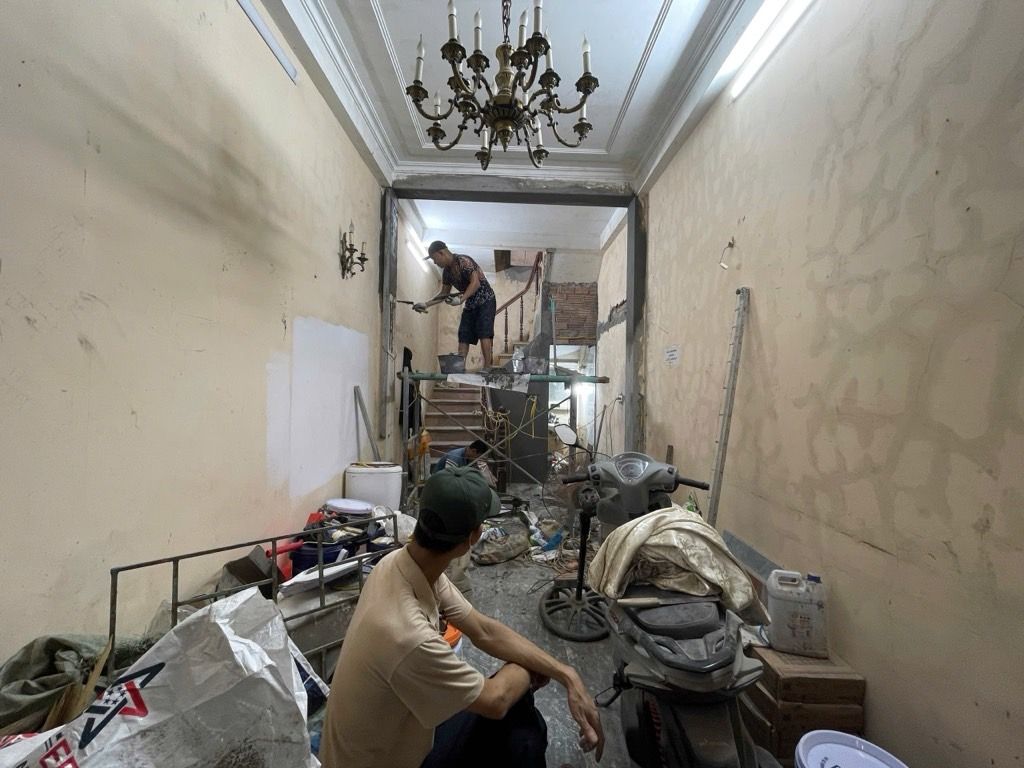 Bán nhà Giải Phóng - diện tích 23,2m2 5 tầng - Nhà đẹp ở ngay full nội thất - giá 8,3 tỷ