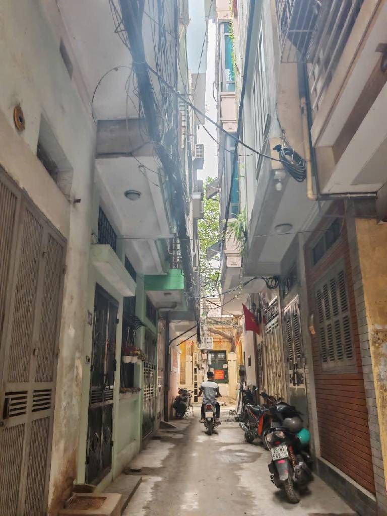 Bán nhà Tây Sơn - diện tích 38m2 5 tầng - NGÕ Ô TÔ 5 CHỖ - PHỐ VIP - LÕI ĐỐNG ĐA - giá 9,5 tỷ