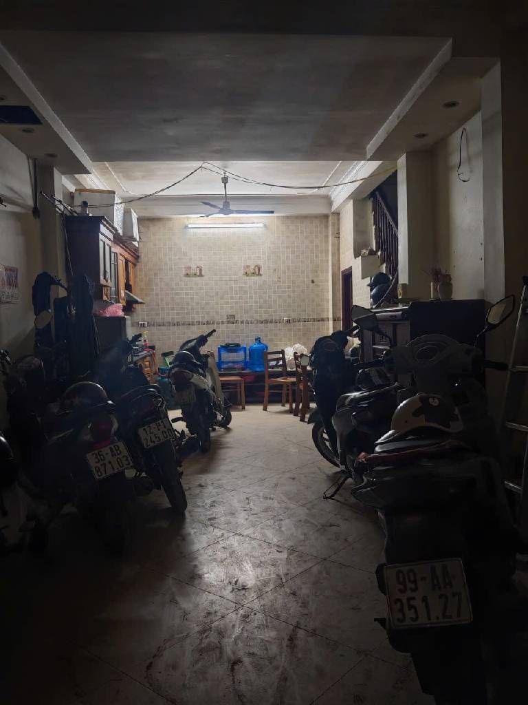 Bán nhà Tây Sơn - diện tích 38m2 5 tầng - NGÕ Ô TÔ 5 CHỖ - PHỐ VIP - LÕI ĐỐNG ĐA - giá 9,5 tỷ