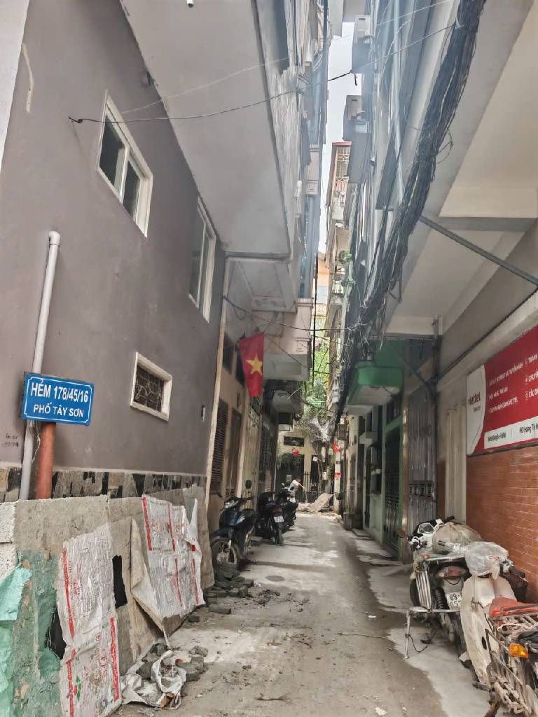 Bán nhà Tây Sơn - diện tích 38m2 5 tầng - NGÕ Ô TÔ 5 CHỖ - PHỐ VIP - LÕI ĐỐNG ĐA - giá 9,5 tỷ