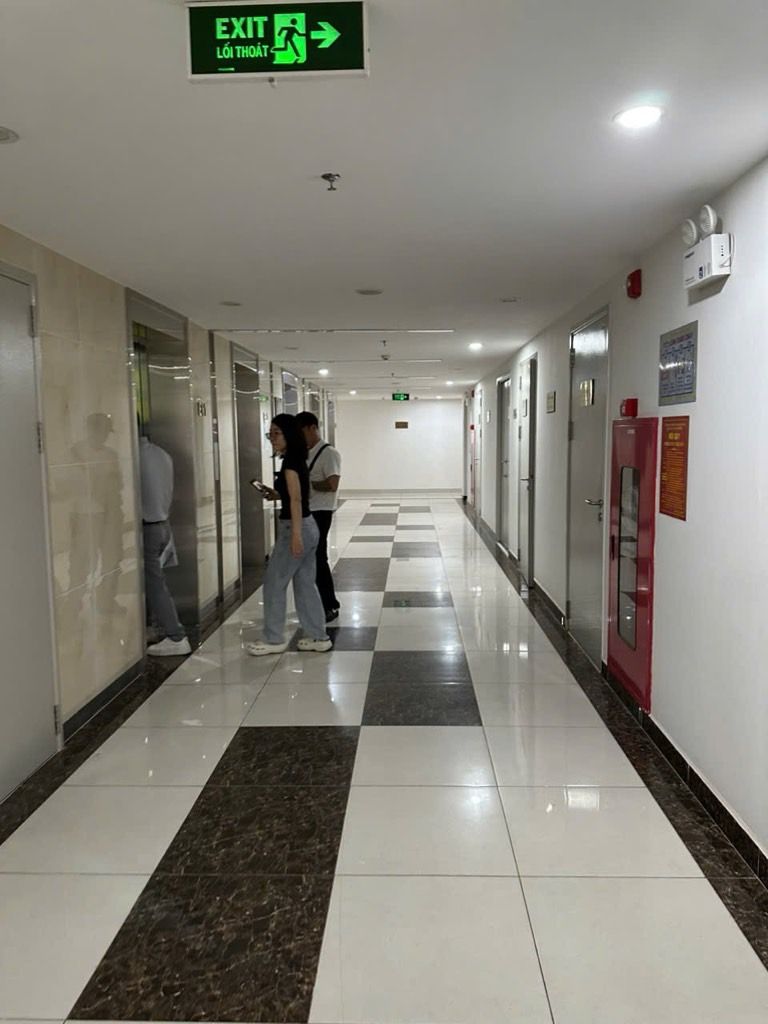 Bán nhà Định Công - diện tích 90m2 26 tầng - CĂN GÓC MẶT PHỐ HIẾM - giá 9,1 tỷ