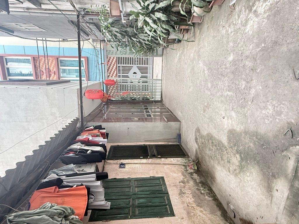 Bán nhà Định Công thượng - diện tích 39,2m2 1 tầng - ô tô đỗ cửa - giá 12,5 tỷ