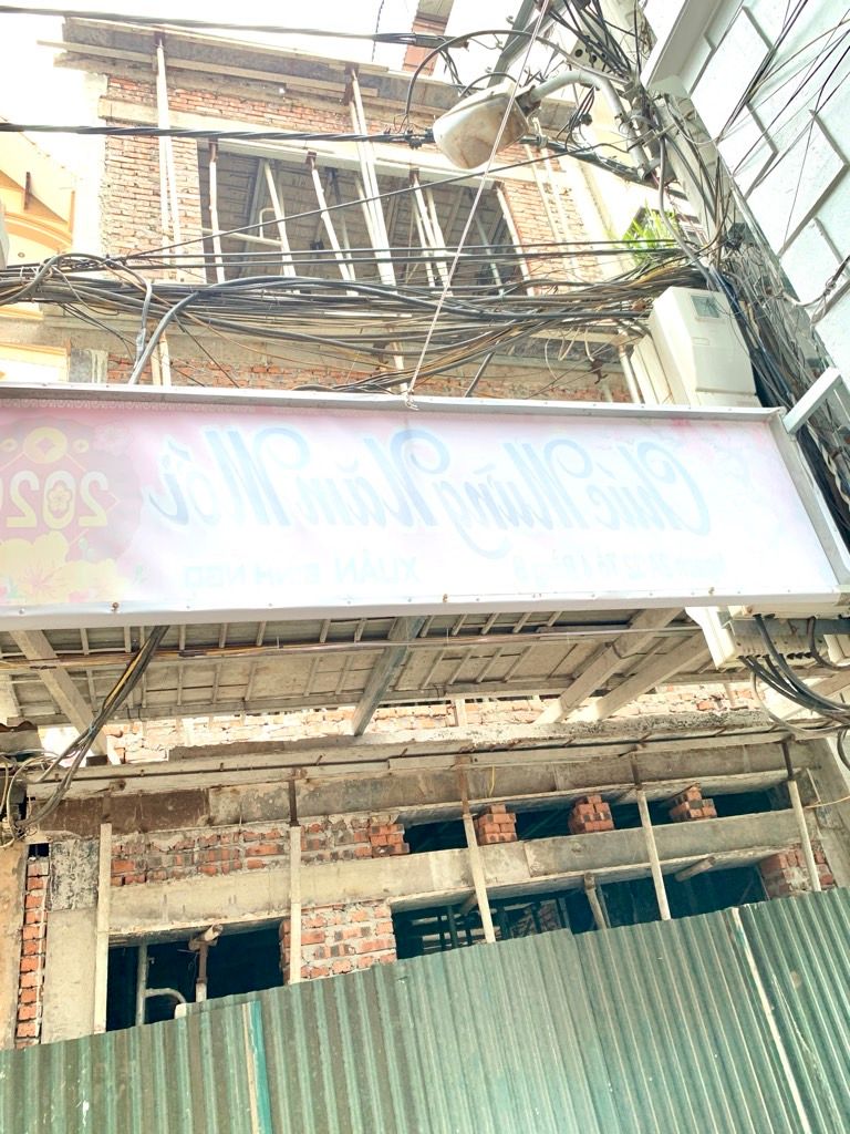 Bán nhà Bằng B - diện tích 34m2 6 tầng - Ô TÔ ĐỖ CỬA - giá 12 tỷ