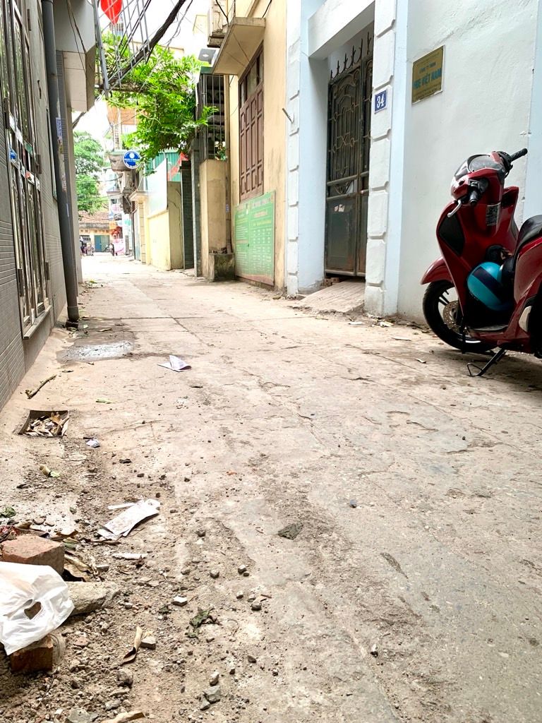 Bán nhà Bằng B - diện tích 34m2 6 tầng - Ô TÔ ĐỖ CỬA - giá 12 tỷ