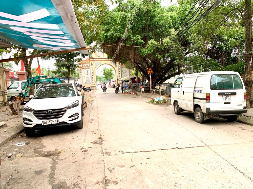 Bán nhà Bằng B - diện tích 34m2 6 tầng - Ô TÔ ĐỖ CỬA - giá 12 tỷ