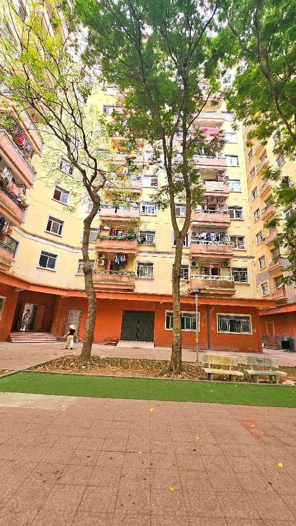 Bán nhà Nguyễn Duy Trinh - diện tích 73m2 11 tầng - view công viên - giá 5,8 tỷ